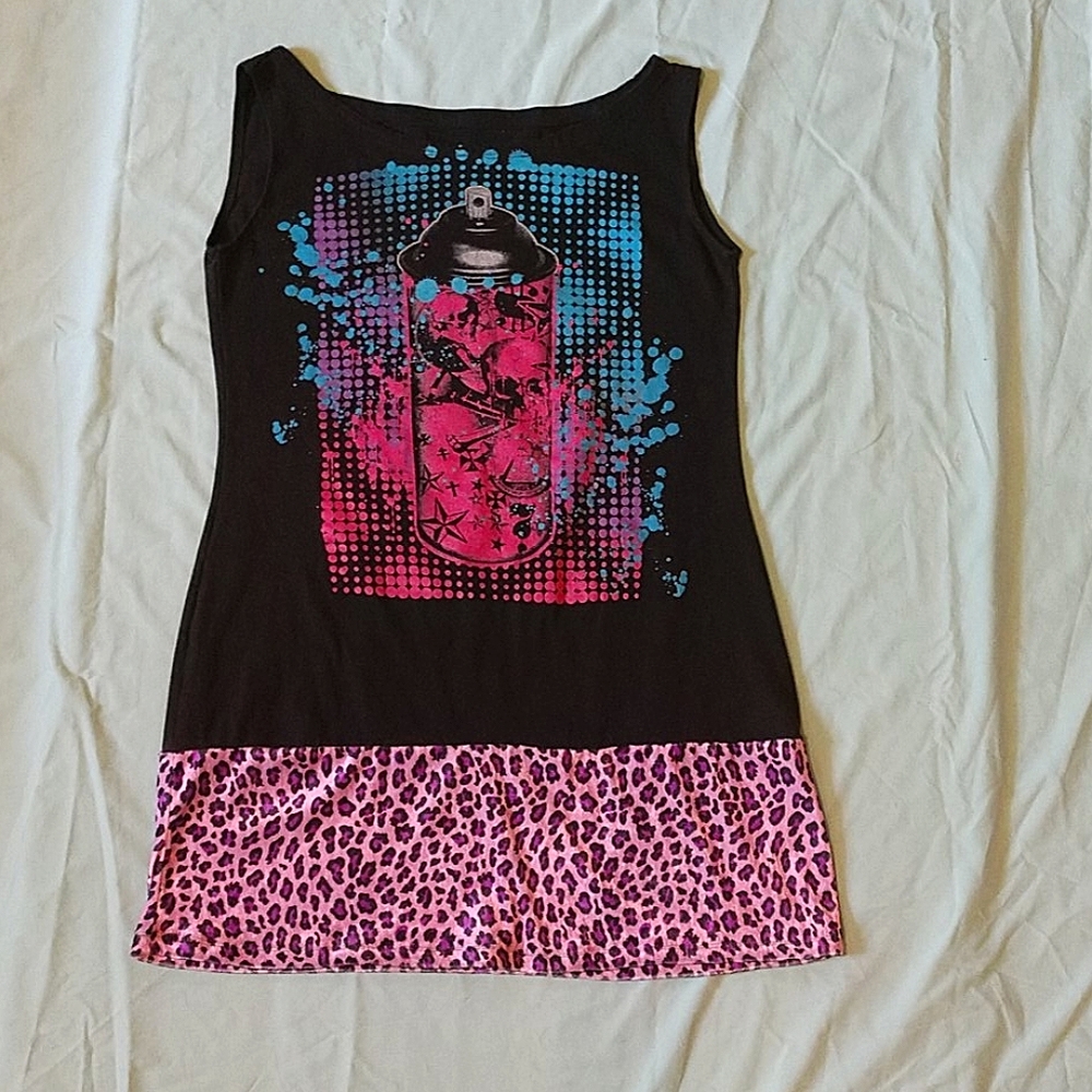 T-shirt dress - graffiti spraypaint can paint OOAK